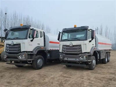 23000L Tanker tal-Fjuwil HOWO NX